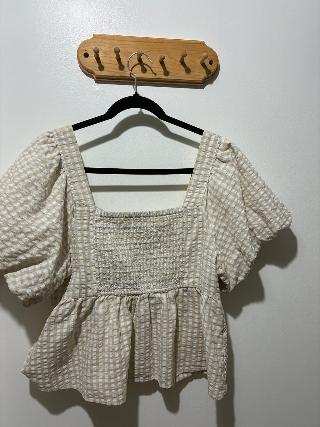Old navy top Large