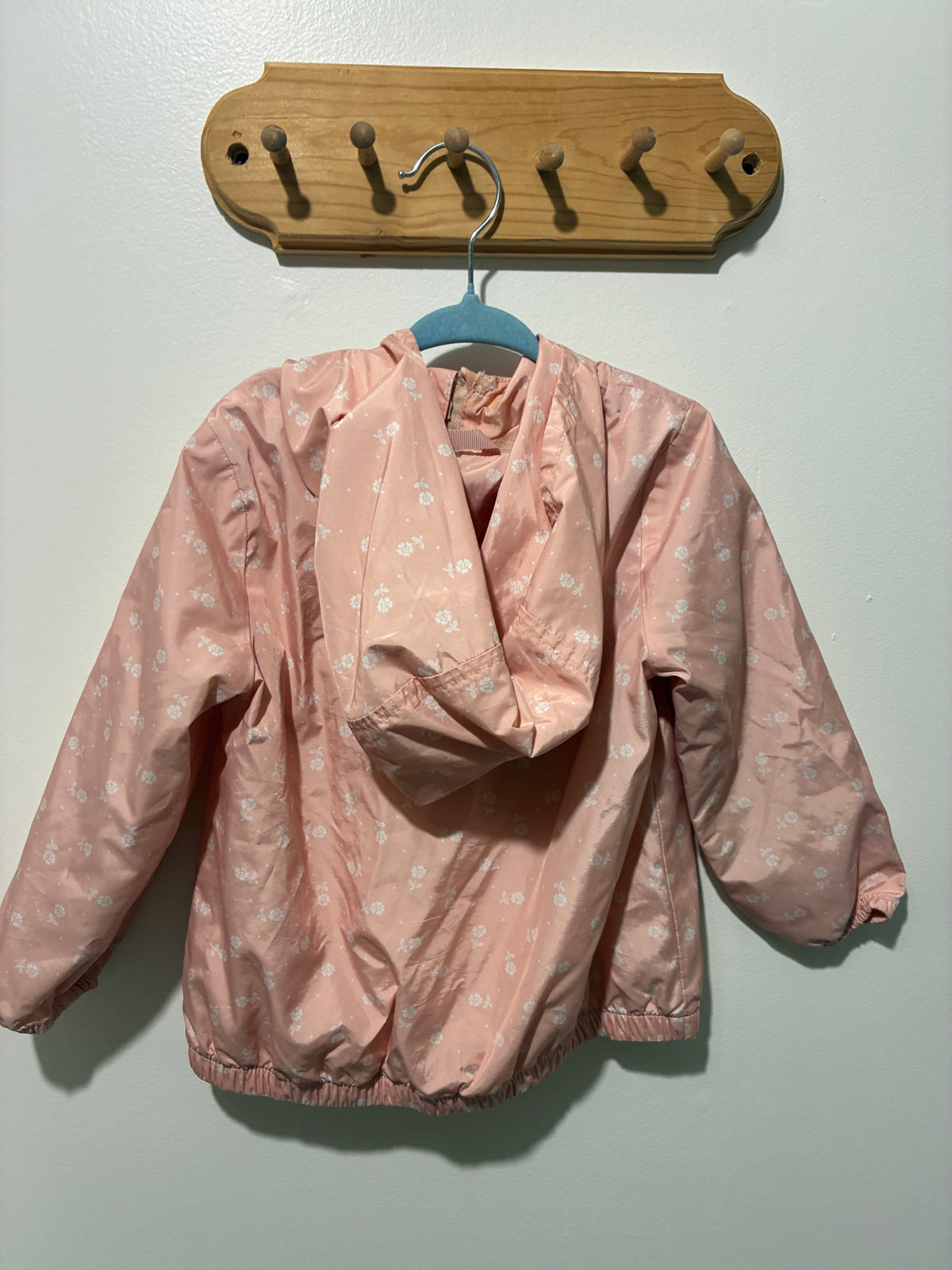 Gap rain jacket 3 year